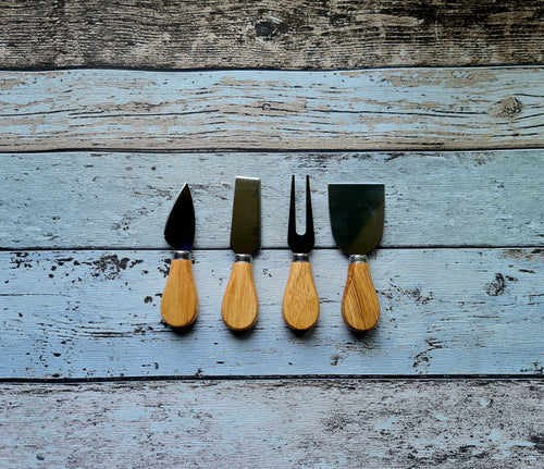 4 Piece Cheese Knife Set